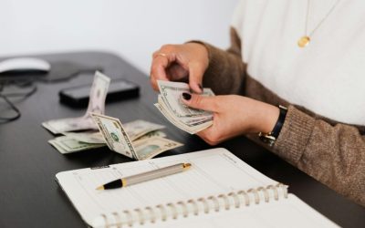 How Much is 1 Dollar in Nigerian Naira Today?