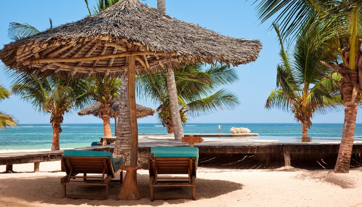 Top Luxury Hotels to Stay at Diani Beach in Kenya