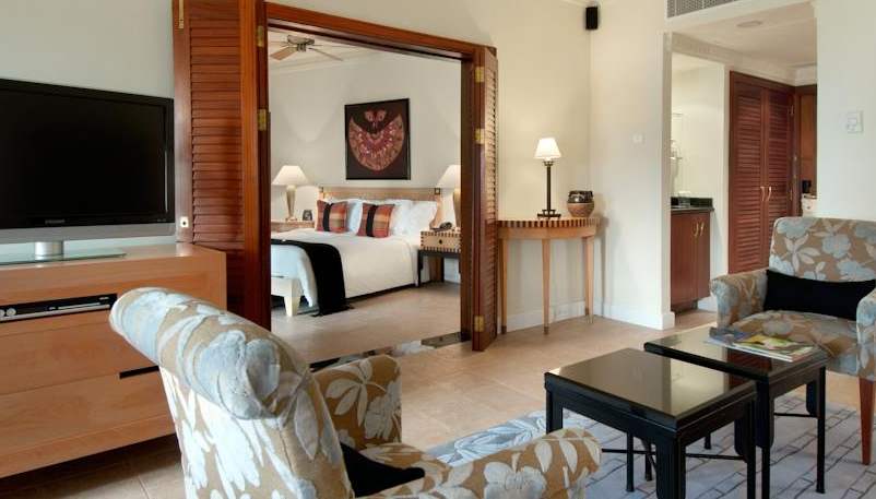 luxury_hotel_in_mauritius_(1).jpg