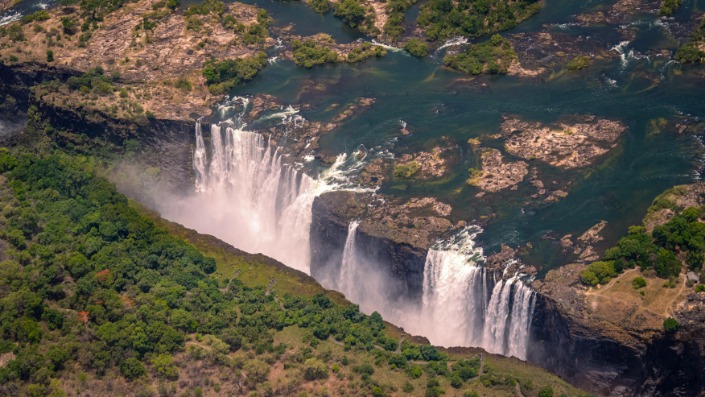 The Transformation from Rhodesia to Zimbabwe: A Historical Perspective